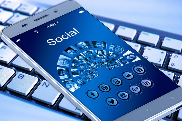 Social Selling – A MUST For Every Small Business using social media